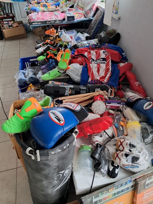 Терміновий розпродаж дитячих іграшок та спорт товарів по курсу 20 грн!