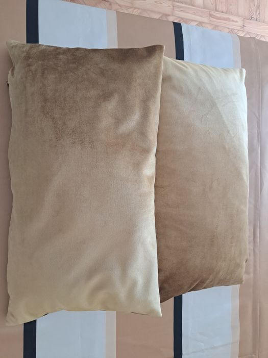 2 Almofadas decor douradas