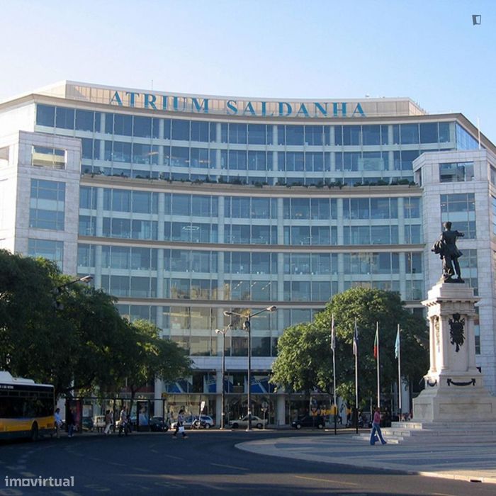 Quarto - localizado em Saldanha Lisbon