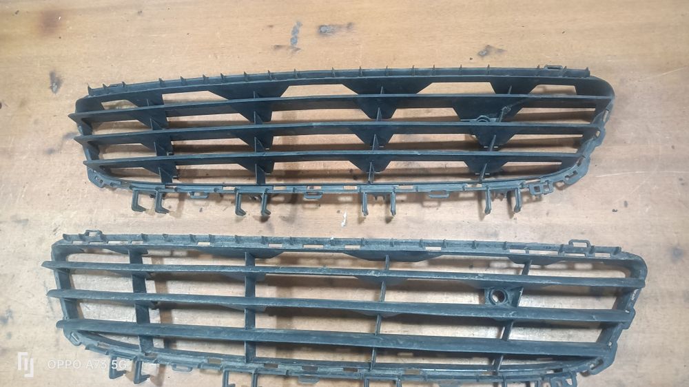 Grelha de parachoques Opel astra H 2007