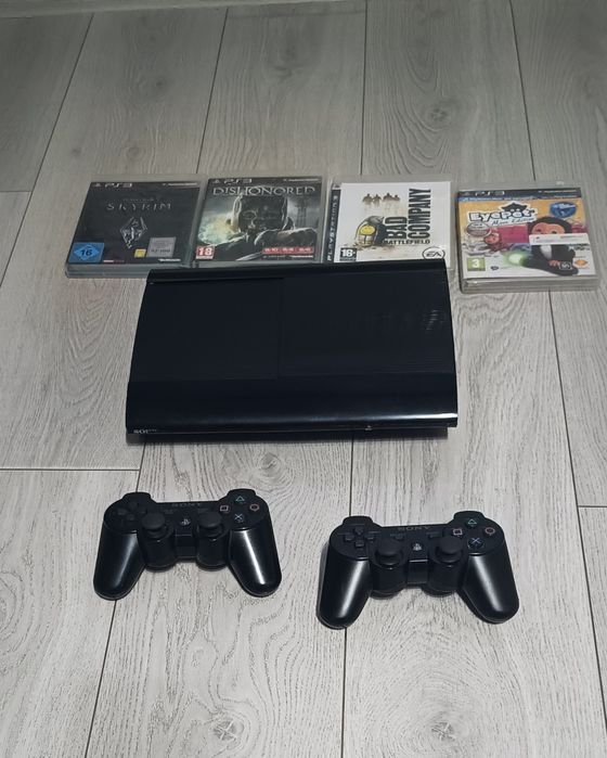 Konsola Playstation 3 Super Slim