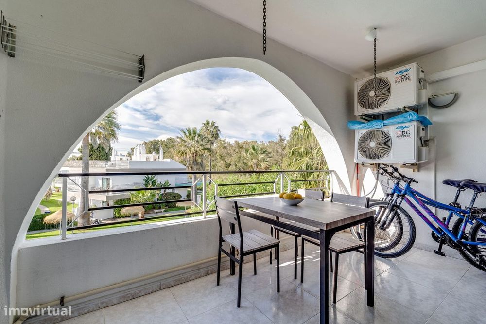 Apartamento T1 a 800m da Praia dos Salgados — Guia, Albufeira