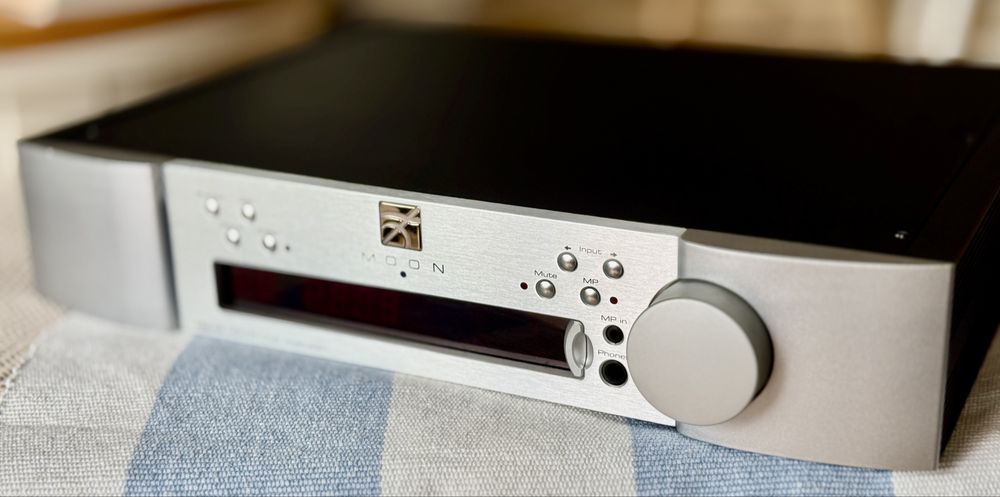 Wzmacniacz sluchawkowy Moon 430HA - legenda HiEnd