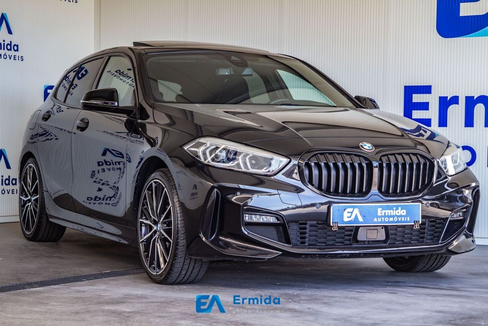 BMW 118 i Pack Desportivo M Auto