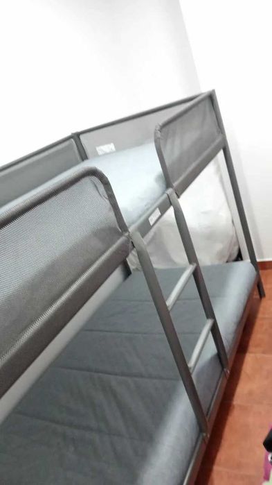 Beliche solteiro + colchões