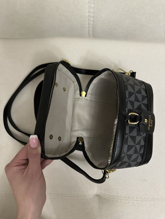 Стильна сумочка в стилі Louis Vuitton