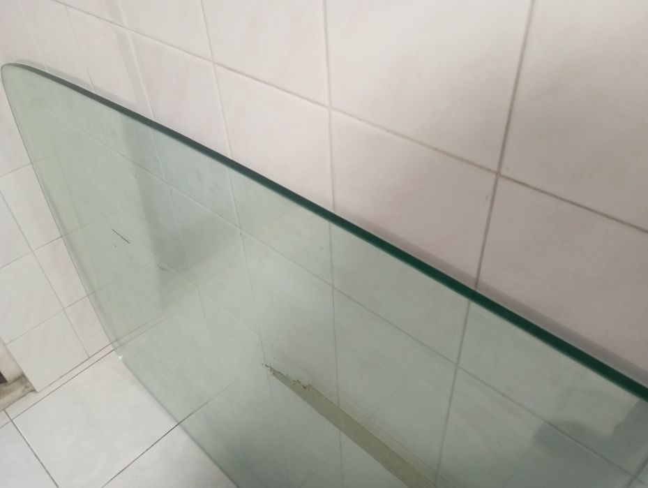 Vidro para mesa ou secretária