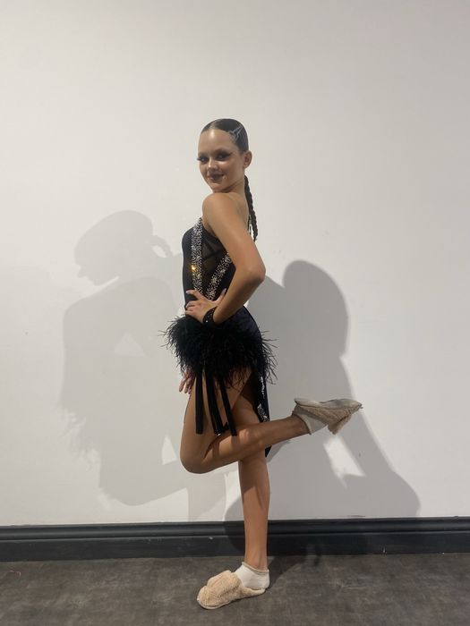 Бальна сукня для латиноамериканськоі програми ю2,молодь