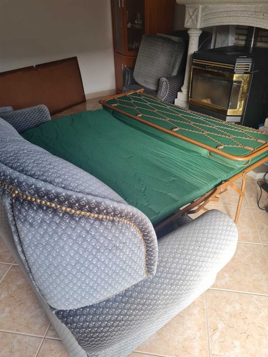 Sofá Cama 3 lugares Vintage (colchão incluido)