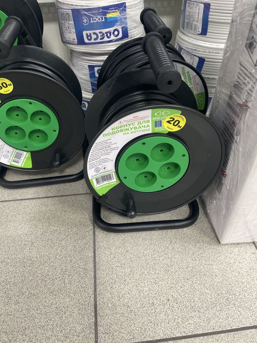 Подовжувач на котушці по 30,40,50 м  2х1,5  (2х2,5) удлинитель