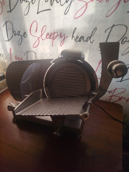 Krajalnica do wędlin przemysłowa