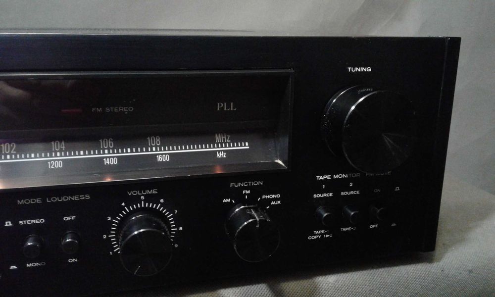HITACHI SR-703, amplituner stereo vintage
