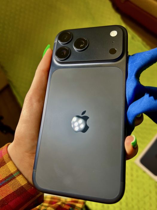 Новий iPhone 17 Pro Max 256GB Deep Blue