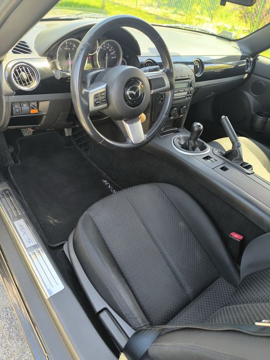 Sprzedam Mazde MX-5