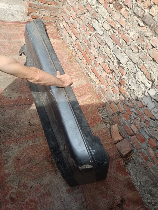 Отдам даром пассат б3 универсал задний бампер