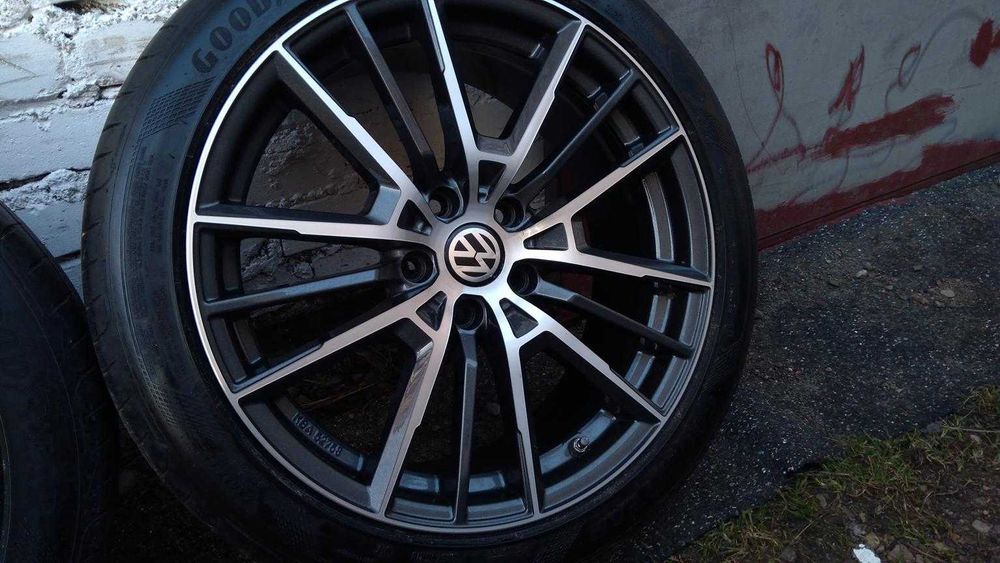 [442]OCTAVIA IV T-roc 225/45/18 A4 b8 KAROQ C w205 CLA w212 tpms 5x112