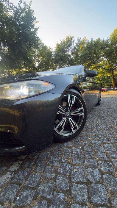 Bmw f11 520d  como  nova e com histórico de manutenção completo