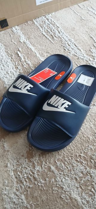Klapki Nike Victori One