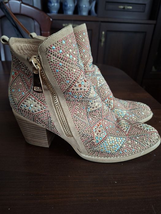 Buty kowbojki Alma en Pena Używane jak nowe