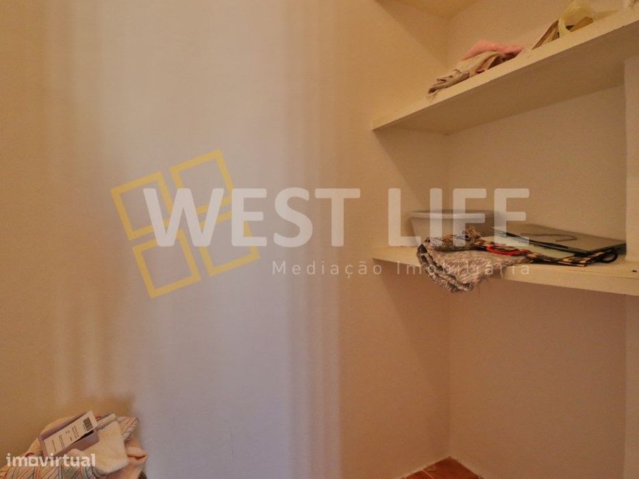 Apartamento T2 Totalmente Remodelado com VISTA MAR - a apenas 3 min...