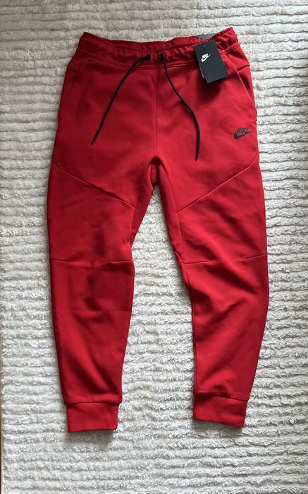 Спортивні штани Nike Tech Fleece червоні | Розмір M