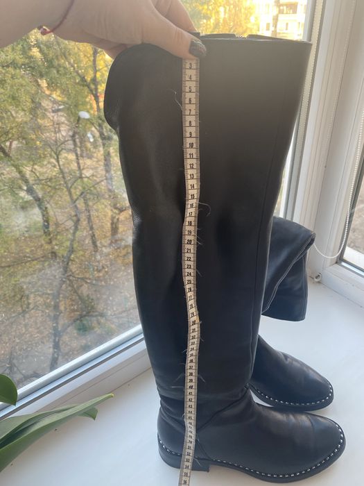 Продас зимові ботінки