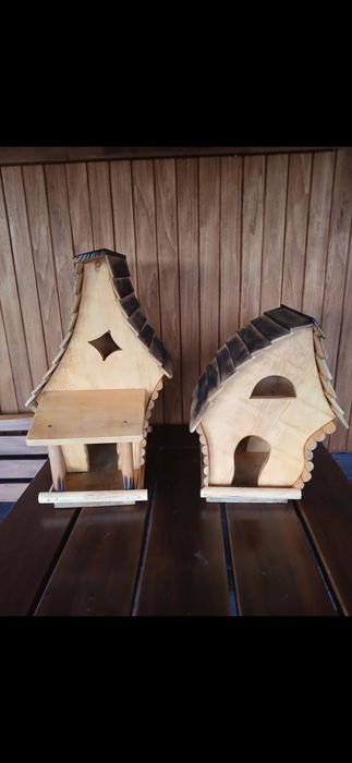 Lampion, karmnik do ogrodu