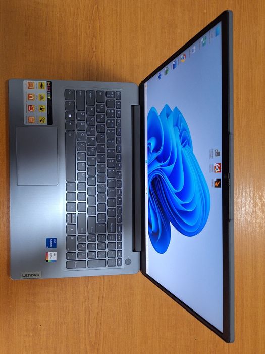 Lenovo IdeaPad 3 15IAU7 i5-1235U IrisXe Graphics 2Gb DDR4 16Gb SSD 512