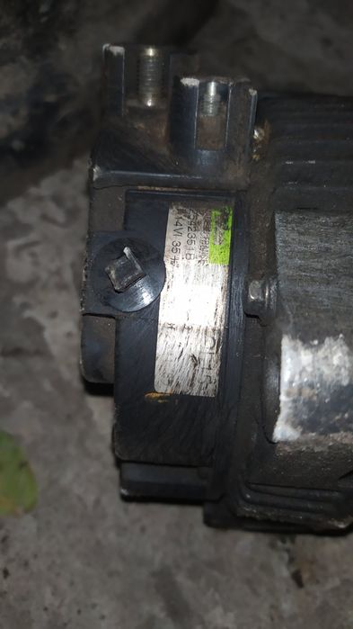 Генератор. Пыжо 406 .