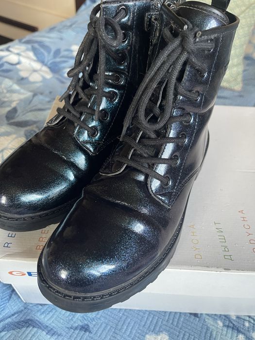 Ботинки на девочку Geox- 37 р