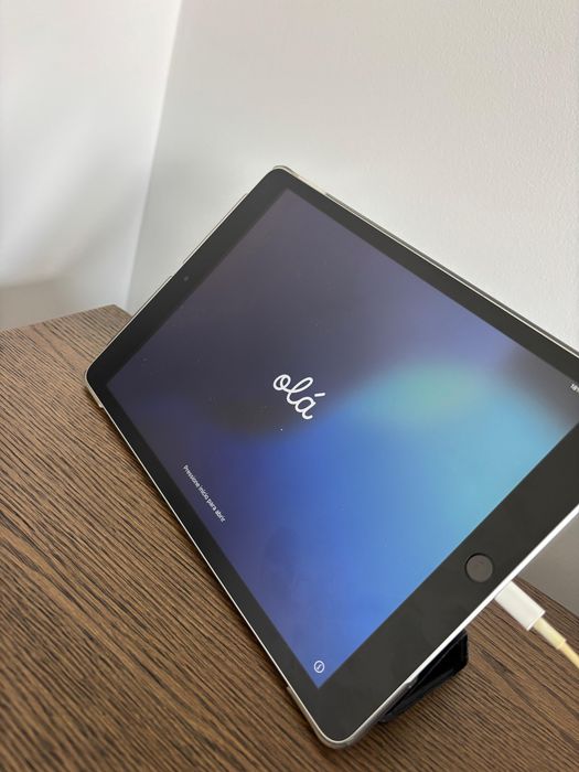 Apple Ipad 9a Geraçao - 2021 - 64GB