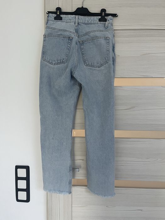 Spodnie jeansowe damskie