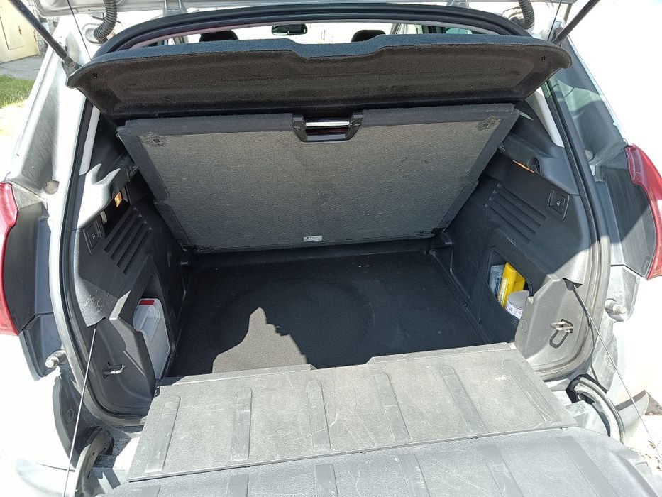 Peugeot 3008  Blu e HDI 1.6  2015р