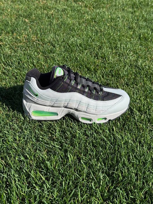 Оригінал кросівки Nike Air Max 95 IH1228-002 US 6.5 EUR 39 весна літо осінь демісезон спортивні повсякденні балон 24.5см стильні молодіжні спорт оріг