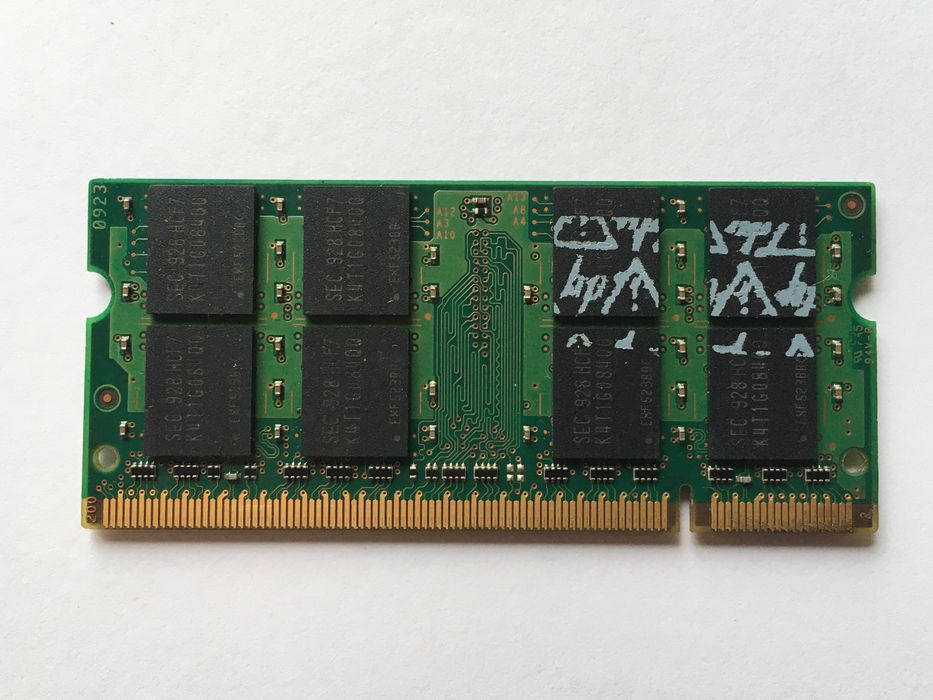 Оперативна пам'ять для ноутбука SODIMM DDR2 2GB