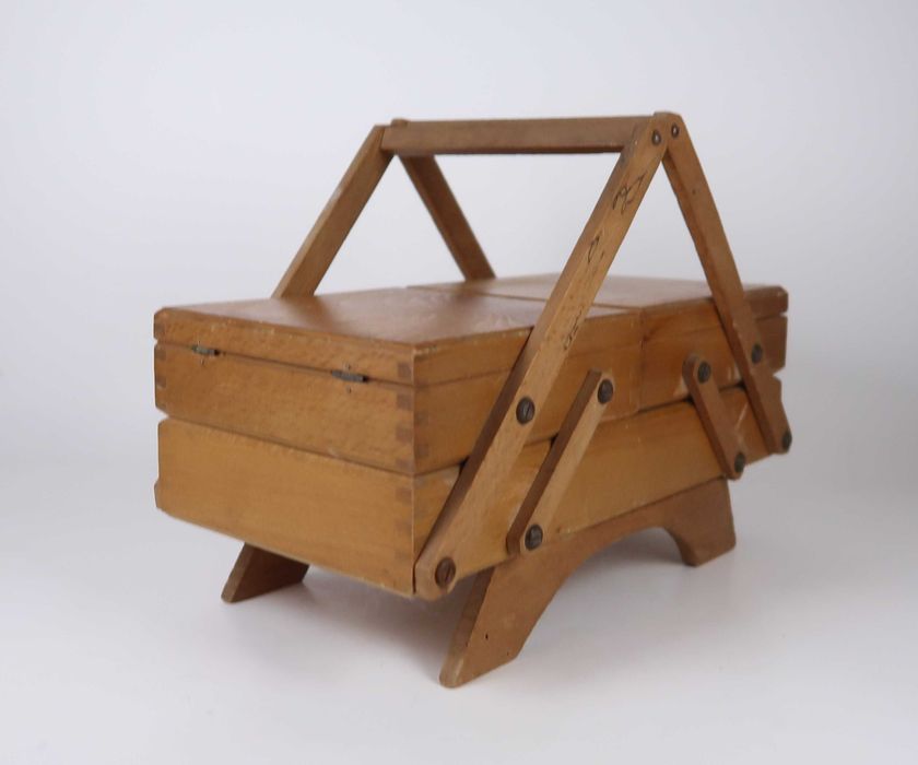 Caixa de costura vintage (Ref. 1)