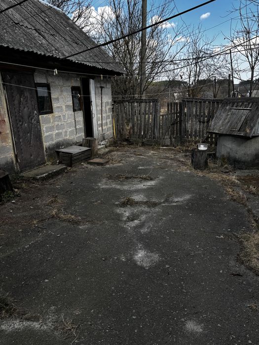 Продам окремий будинок