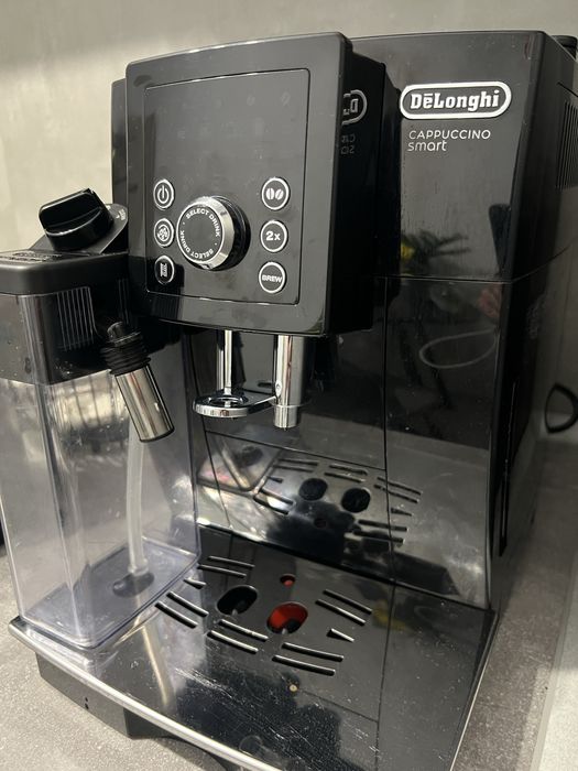 Кавоварка  DeLonghi Cappuccino Smart, кавомашина стан  відмінний