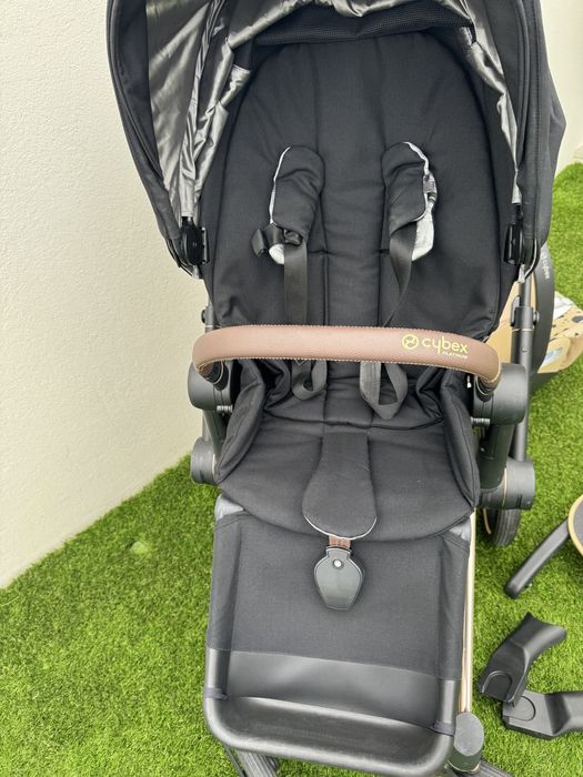 Carrinho cybex em bom estado