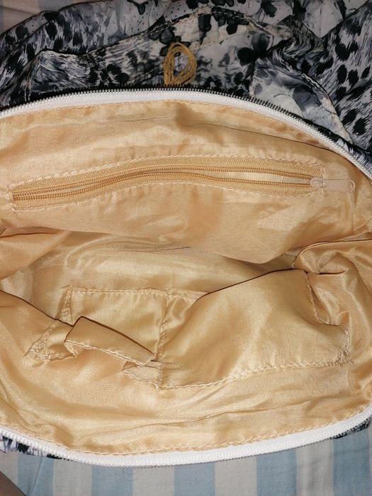 Mala nova com padrão