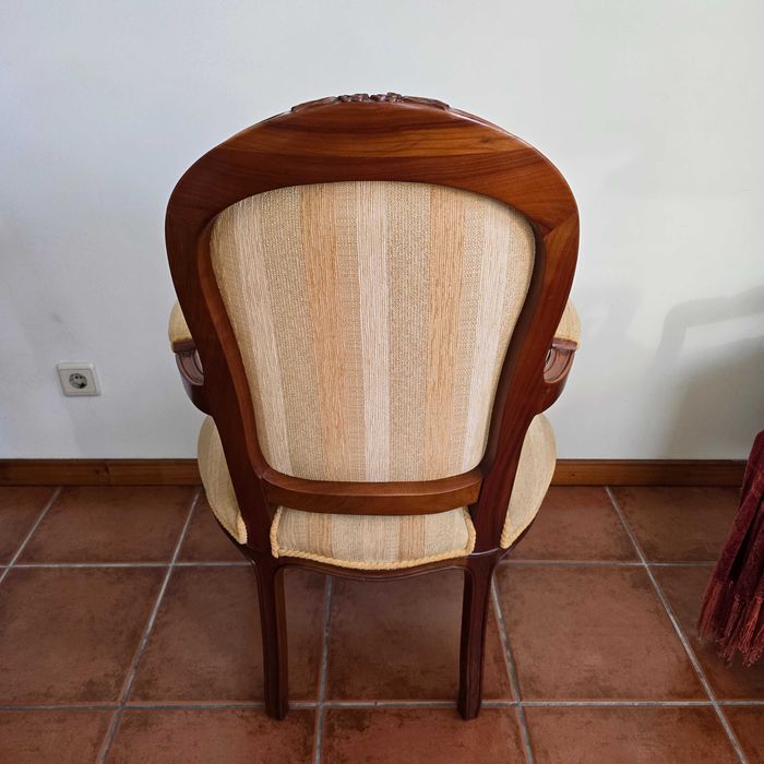 Berger em madeira de cerejeira