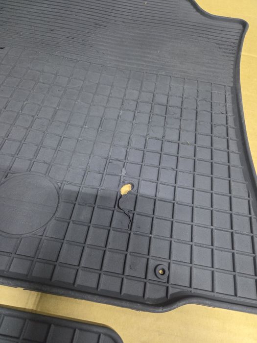 Коврики Toyota Prado 120 Прадо розборка шрот запчастини