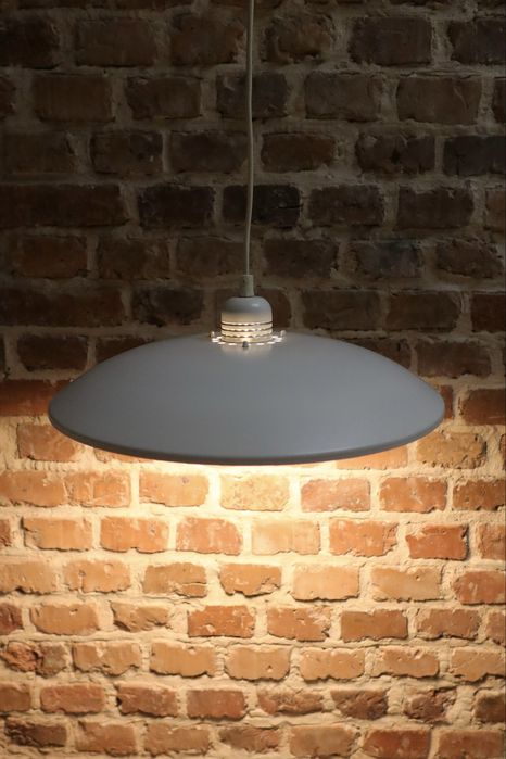 Biała duńska lampa wisząca space age vintage mid century