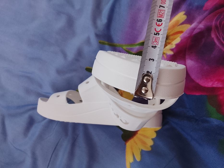 Crocsy Inconic Comfort r 37,5 W7 nowe bez metki