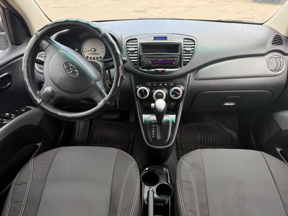 Продам HYUNDAI i10 1.1 автомат 2008р