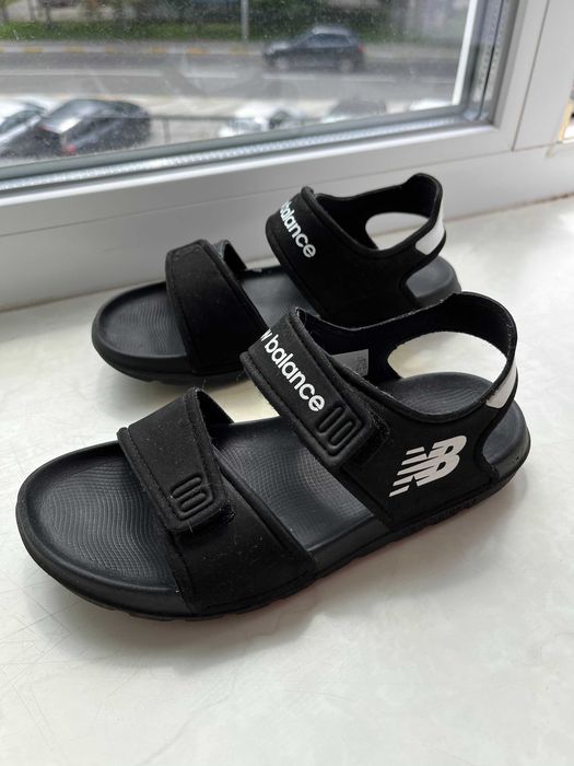 Дитячі сандалі New Balance, 30 розмір