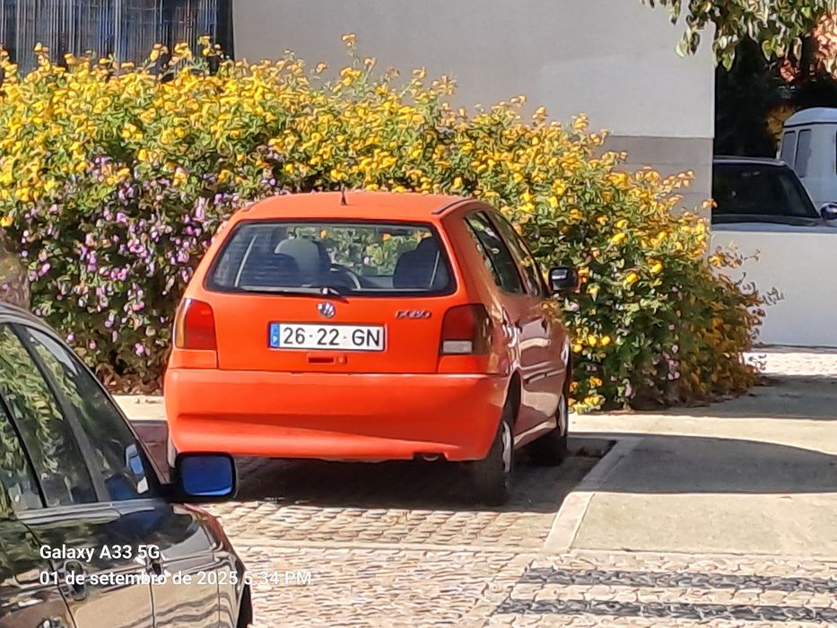 Volkwagen  polo 1.0