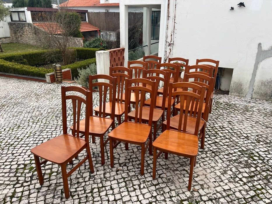 Cadeiras Bonitas em Madeira Maciça