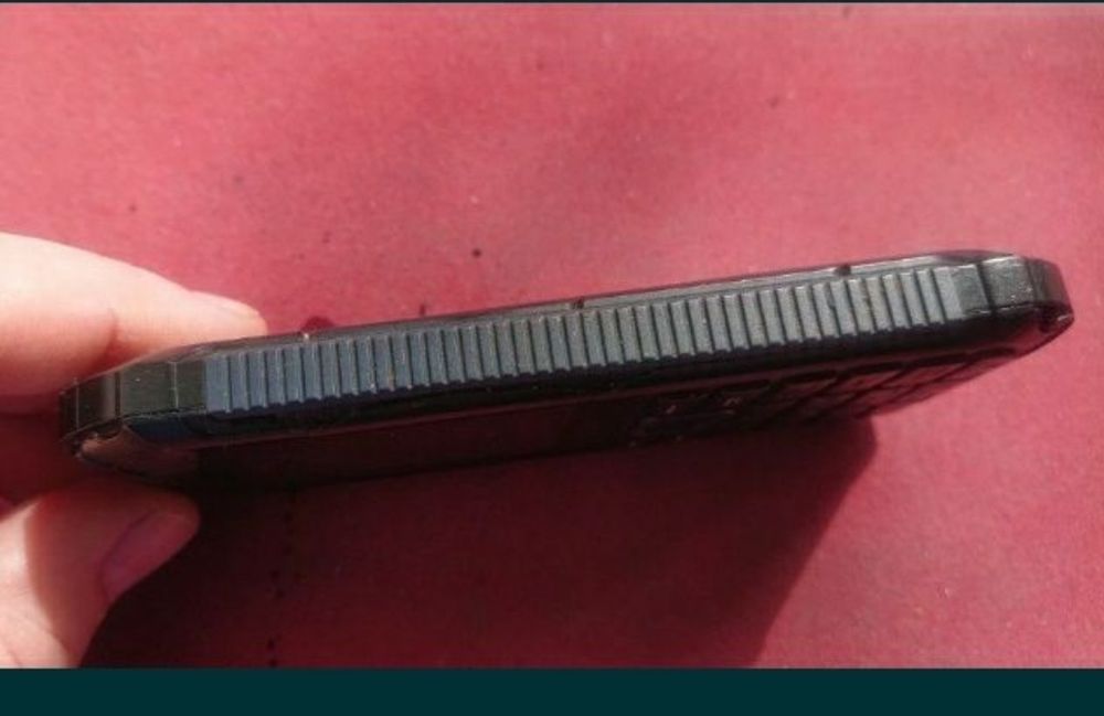 Телефон
Бабушкофон
Nomu I245
Аккуратный
Большие клавиши
Большие буквы