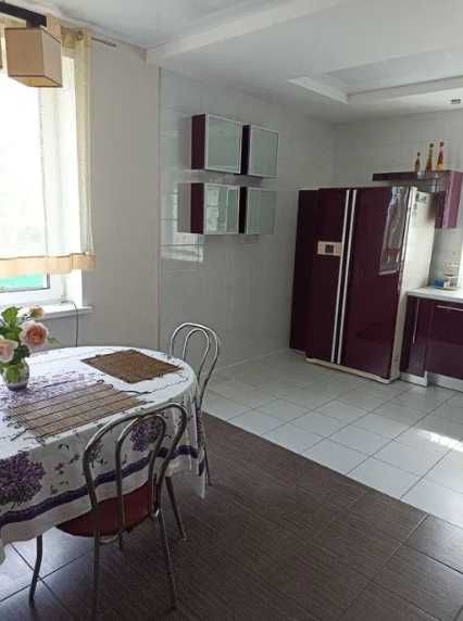 Продаж гарного будинку-готелю с. Кедина гора